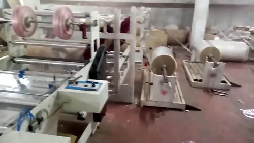 實拍小工廠制造塑料膜,主要成本都在機器上了